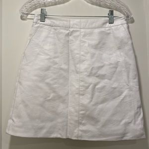 TopShop | White Faux Leather skirt - size 4